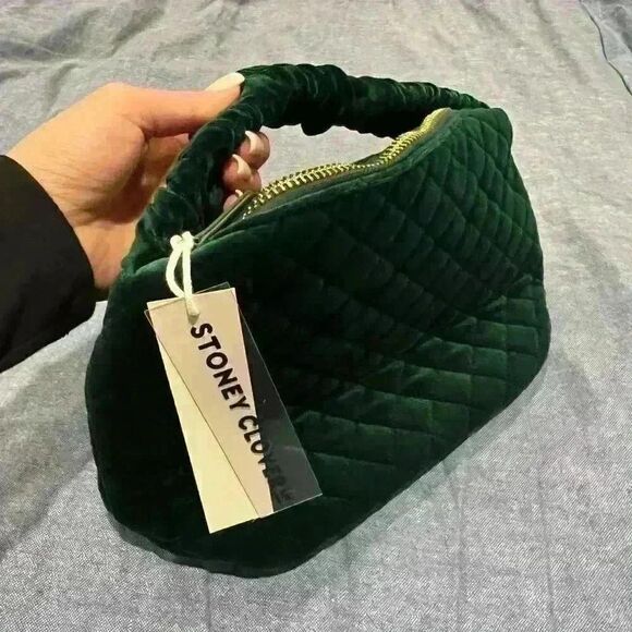 Stoney Clover Lane Scrunch Handle Bag Green Quilted Velvet - Picture 2 of 4
